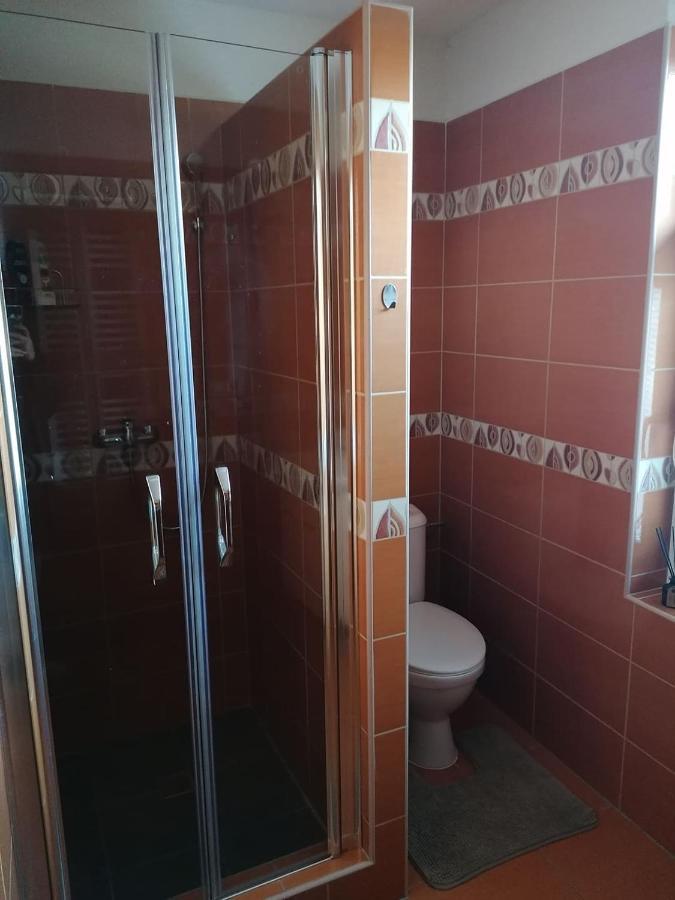 Apartman Trstinka Trstené Exteriör bild